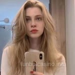 Avatar de Angela Villanueva